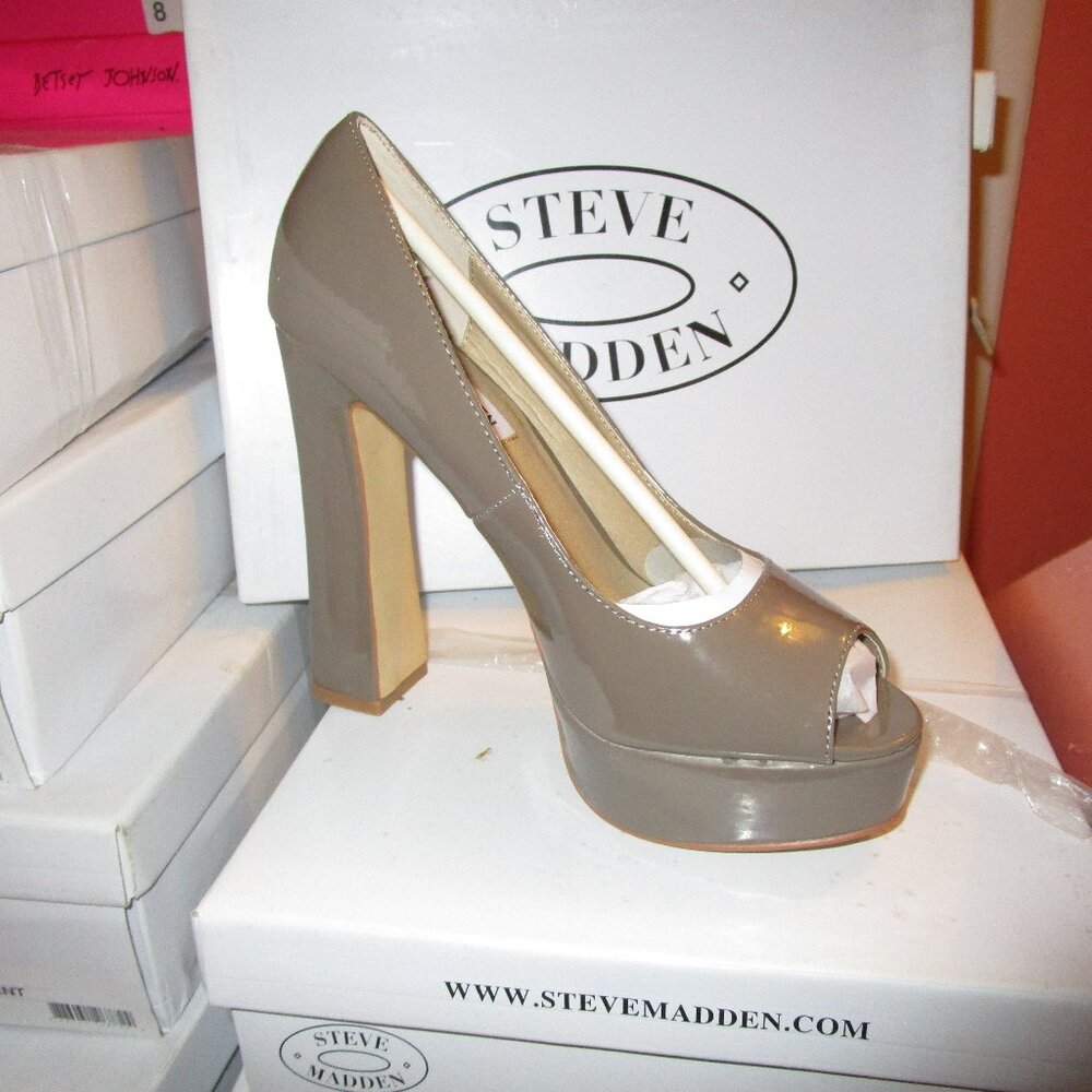 Steve Madden FARAA Taupe Patent Platform Peep Toe Shoes 7.5  or 8 NIB - Picture 6 of 6
